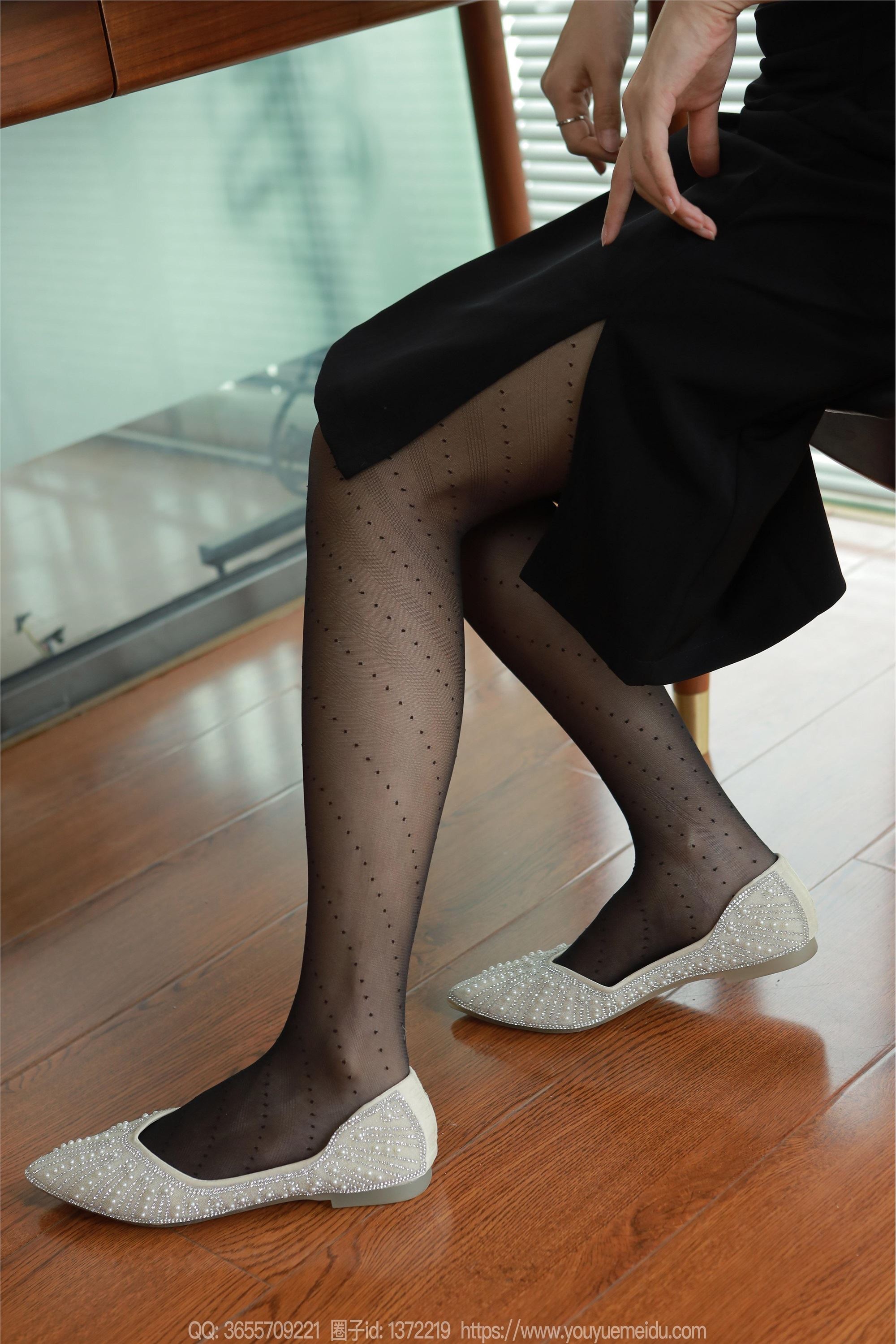 IESS异思趣向  2024.06.12 丝享家 1766 小宝《迷人波点》